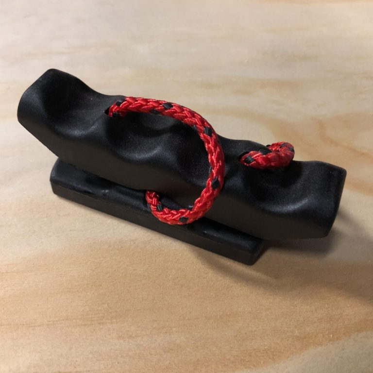 Ruahine toggle handle